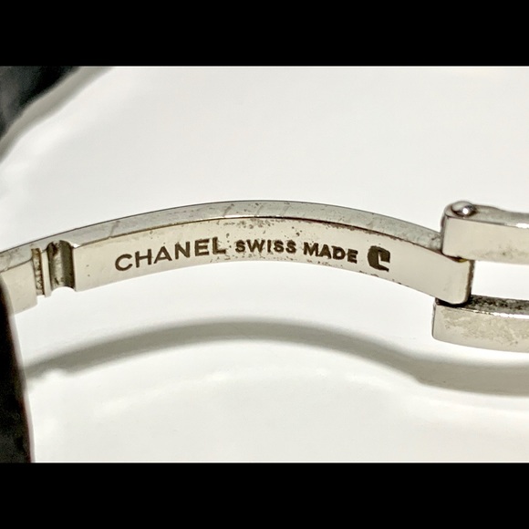 Chanel Vintage Matelasse Watch Stainless Steel - Picture 8 of 16